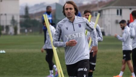Trabzonspor’da yeni transfer Lazar Markovic’ten Abdullah Avcı’ya teşekkür