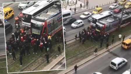 Antalya’da feci olay: Bulvarda karşıya geçerken tramvayın altında kaldı