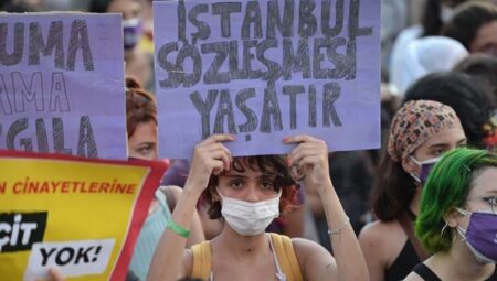 İstanbul Kontratı için açılan davaya ret