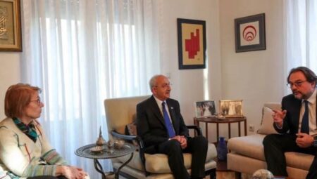 Kemal Kılıçdaroğlu’ndan Ersin Arıoğlu’nun ailesine taziye ziyareti