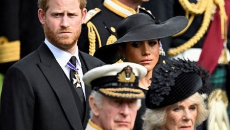 Prens Harry, İngiltere Hükümdarı Charles’ın taç giyme merasimine katılacak