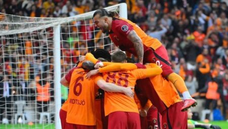 Rıdvan Dilmen, Galatasaray’ın galibiyetini kıymetlendirdi: Fenerbahçe ve Beşiktaş bu türlü değil