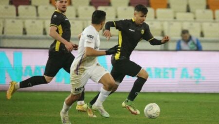 Yeni Malatyaspor’un en genç futbolcusu Mehmet Güneş: ‘Sözleşme imzalayacaktık zelzele oldu’