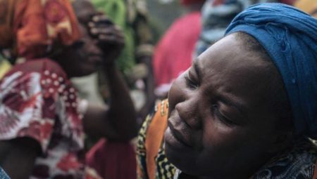 Demokratik Kongo’da sel ve toprak kayması: Yaklaşık 400 kişinin cesedi çıplak ellerle çıkartıldı