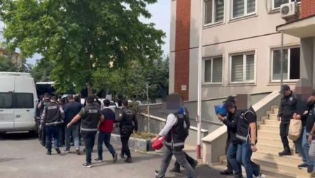 Diyarbakır’da çelik yelekli uyuşturucu çetesine operasyonda 7 tutuklama
