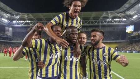 Fenerbahçe’de Enner Valencia ile ipler kopuyor
