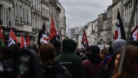 Fransa’da 1 Mayıs Emek ve Dayanışma Günü hareketleri olaylı başladı
