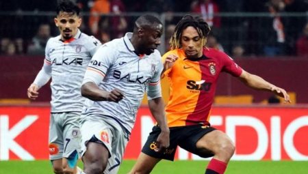 Galatasaray’da Okan Buruk, Sacha Boey’in alternatifini buldu