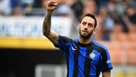 Hakan Çalhanoğlu attı Inter farka koştu!