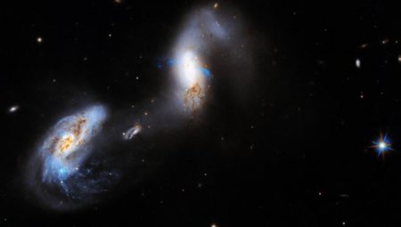Hubble Uzay Teleskobu fevkalâde parlak galaksileri fotoğrafladı