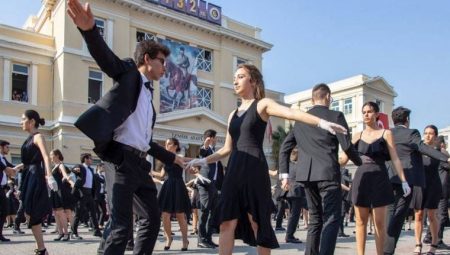 İzmir Atatürk Lisesi’nin klâsik vals gösterisi baskılar nedeniyle iptal edildi