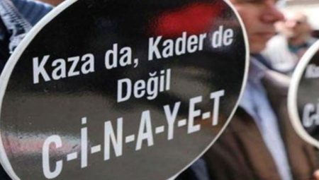 İzmir’de iş cinayeti: Başına demir düşen personel hayatını yitirdi