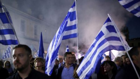Komşuda seçim vakti: Yunanistan bugün sandığa gidiyor