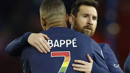 Lionel Messi’nin ıslıklanmasına Christophe Galtier’den yanıt!