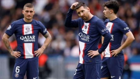 Paris Saint-Germain’den şoke eden karar: Lionel Messi takım dışı kaldı