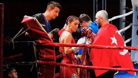 Profesyonel boksör Seren Ay Çetin, dünya 1 numarası Yulihan Luna karşılaşacak