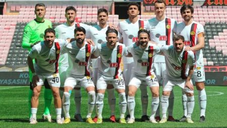 Türk futbolunun efsanesi Eskişehirspor’dan profesyonel lige veda