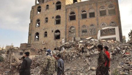 Yemenli Bakan: İran, yasa dışı yollardan Husileri destekliyor